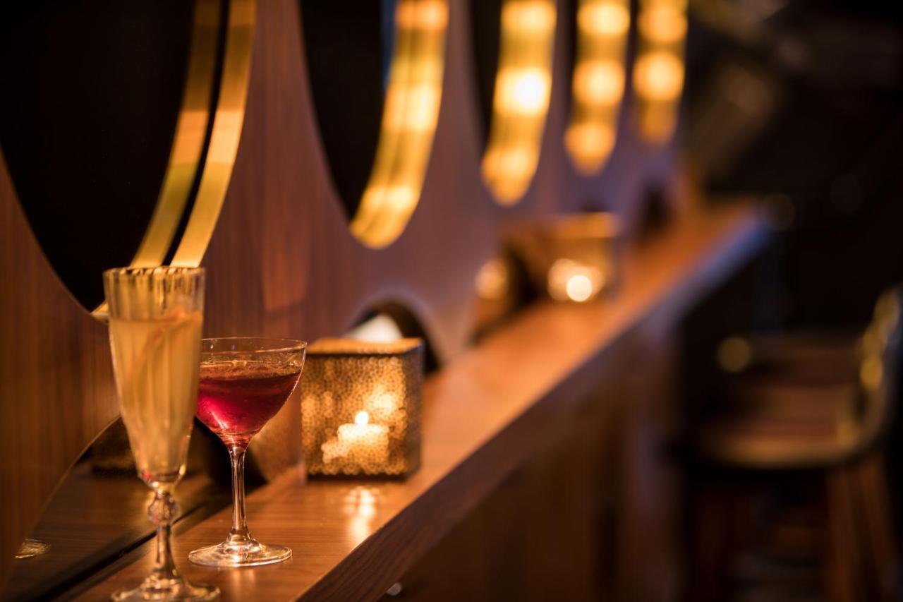 Hotel Henri ニューヨーク エクステリア 写真