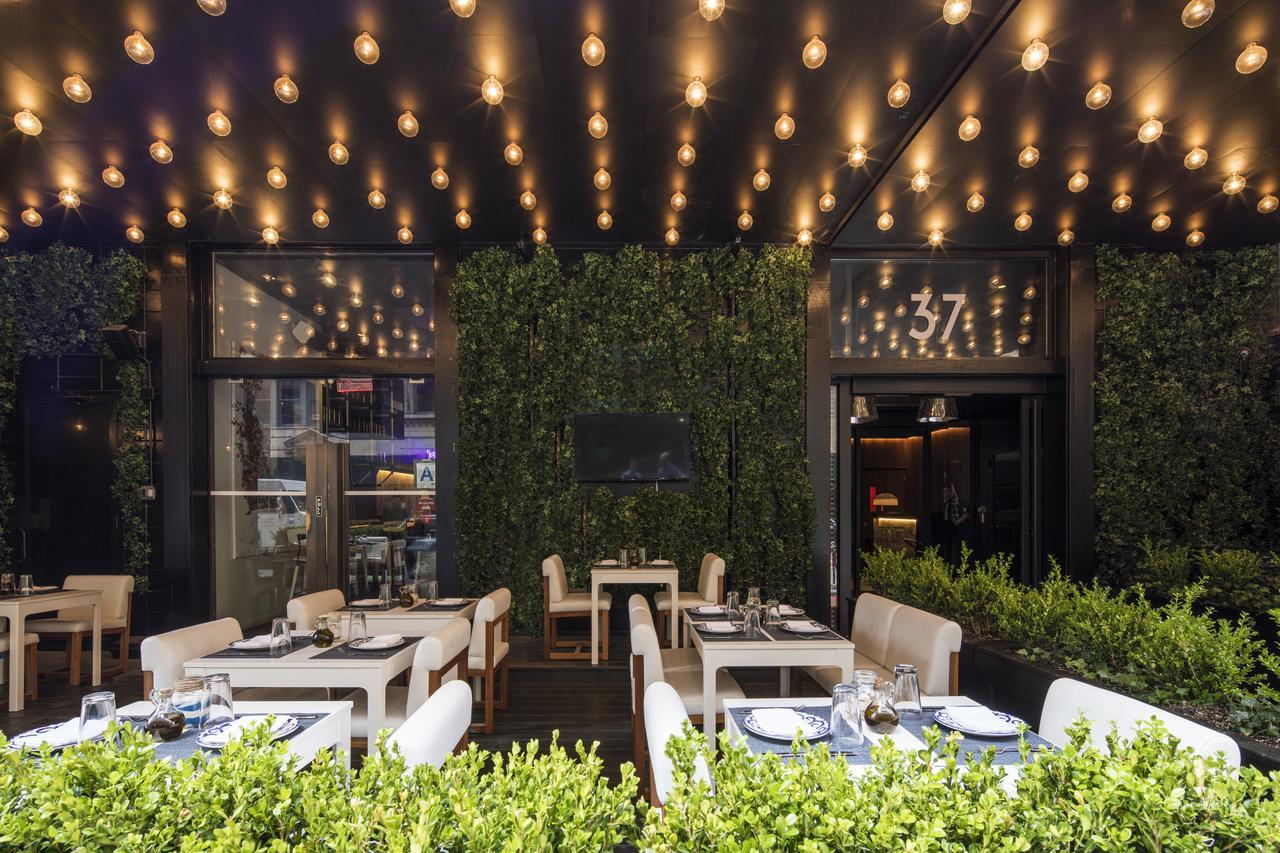 Hotel Henri ニューヨーク エクステリア 写真